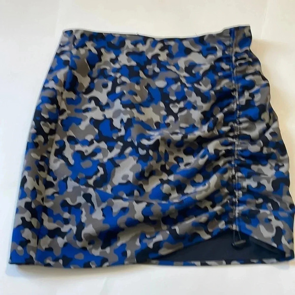 Bailey 44 Neutra Camo print cinching skirt size 4 NWT - Picture 1 of 6